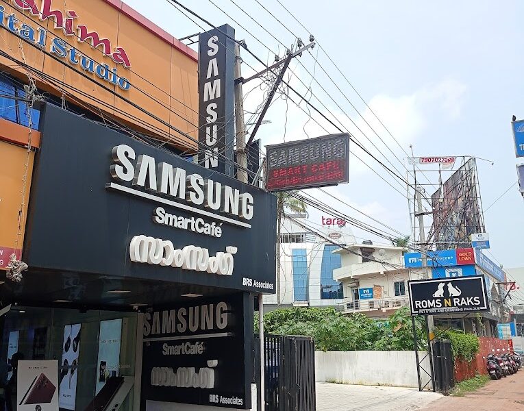 6. SAMSUNG EXPERIENCE STORE ST. GEORGE ELECTRONICA PVT LTD